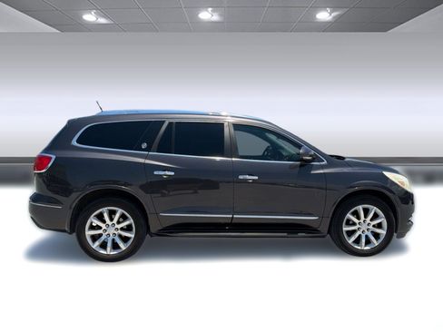 Used 2016 Buick Enclave Premium w/ Experience Buick Package FWD image 8