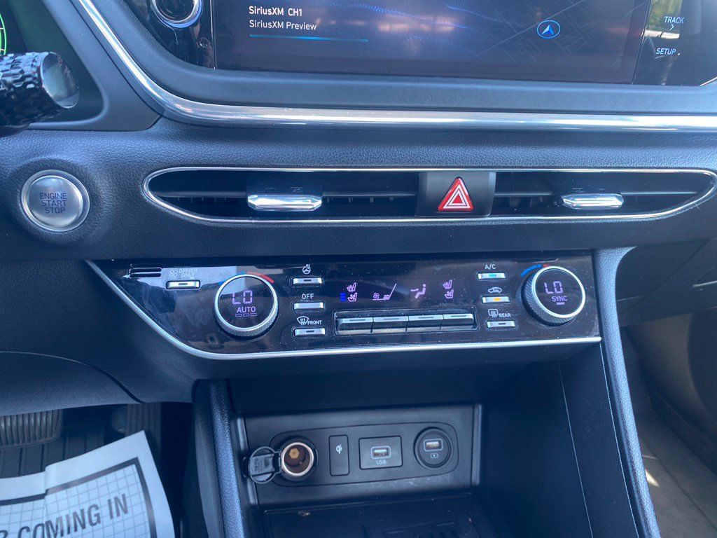 Certified 2023 Hyundai Sonata Limited FWD image 18