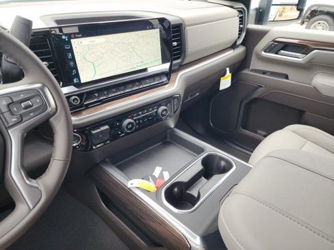 New 2025 Chevrolet Silverado 2500 LT w/ Z71 Chrome Sport Edition image 38