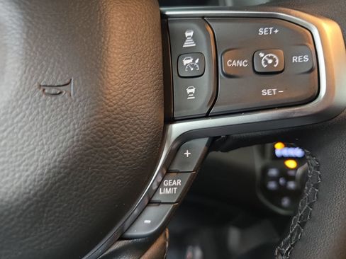 New 2026 RAM 1500 Big Horn AWD/4WD image 18