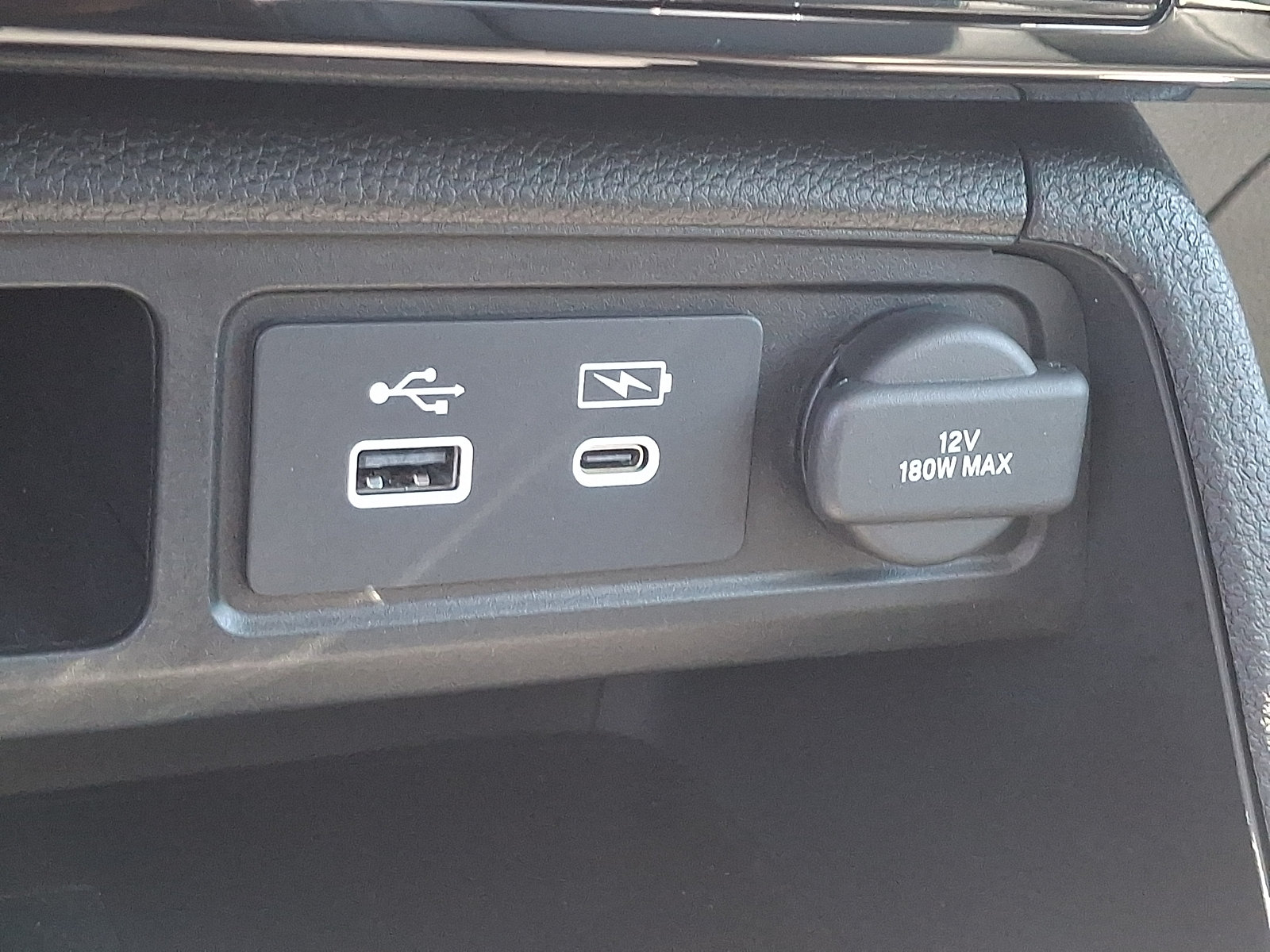 Used 2023 Honda Pilot Touring image 27