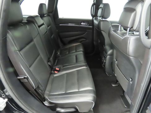 Used 2020 Jeep Grand Cherokee Overland image 22