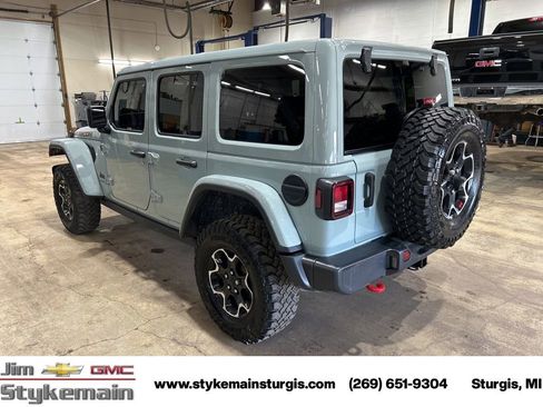 Used 2023 Jeep Wrangler Unlimited Rubicon w/ Cold Weather Group AWD/4WD image 7