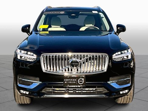 Certified 2024 Volvo XC90 B6 Plus image 3