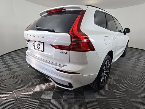 Certified 2023 Volvo XC60 B5 Plus w/ Protection Package Premier image 7