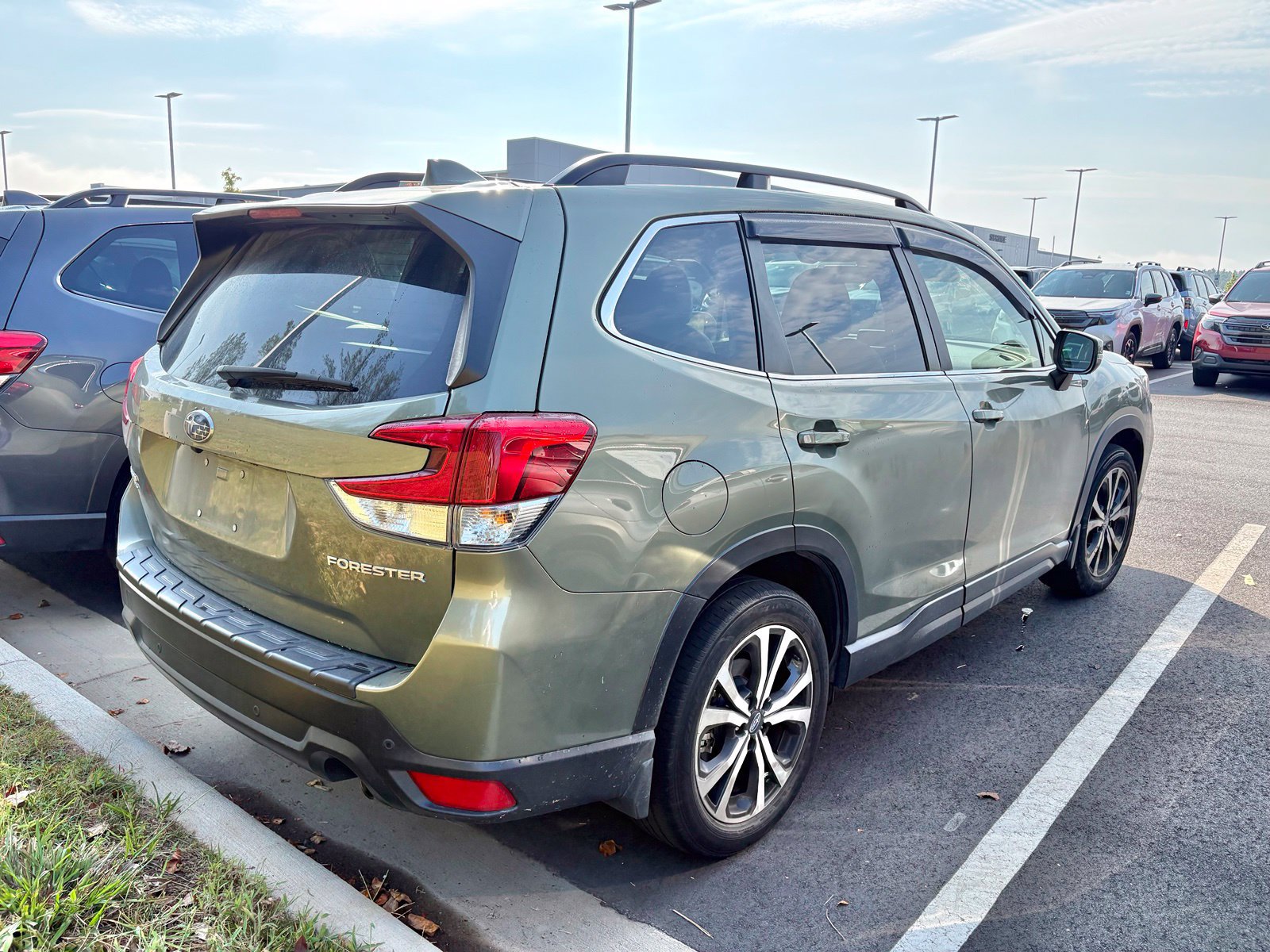 Used 2021 Subaru Forester Limited AWD/4WD image 6