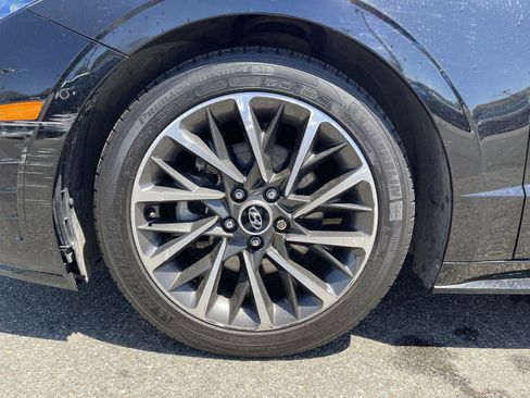 Used 2022 Hyundai Sonata Limited w/ Cargo Package FWD image 25