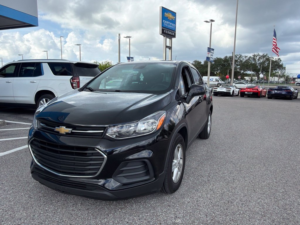 Used 2020 Chevrolet Trax LS FWD image 1