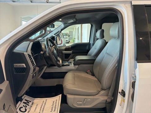 Used 2016 Ford F150 Lariat AWD/4WD image 8