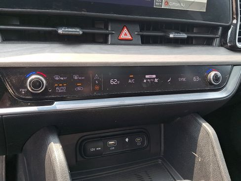 Certified 2023 Kia Sportage X-Line w/ X-Line Premium Package AWD/4WD image 17