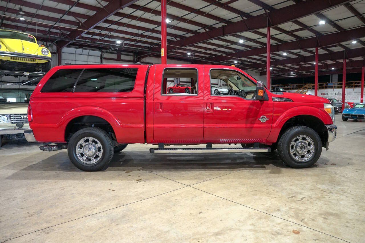 Used 2013 Ford F250 Lariat w/ Chrome Pkg AWD/4WD image 10