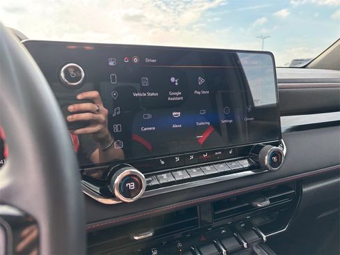 Certified 2024 Chevrolet Colorado Z71 w/ Z71 Convenience Package 2 image 20