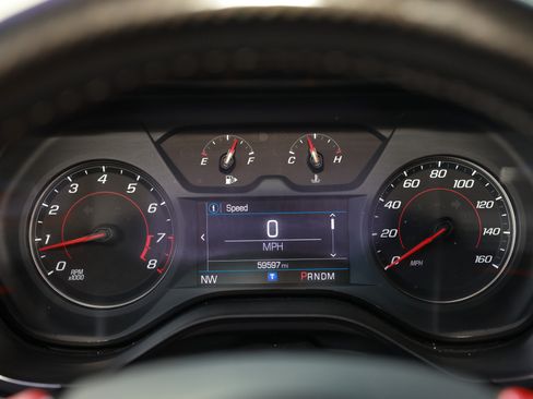 Used 2022 Chevrolet Camaro LT RWD image 33