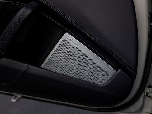 Used 2022 Porsche 911 Turbo S image 37