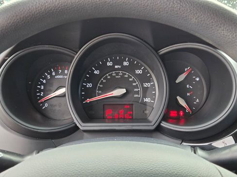 Used 2016 Kia Rio LX image 29