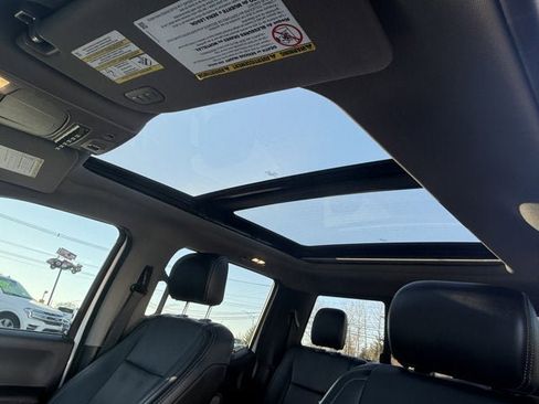 Used 2019 Ford F250 Lariat w/ Lariat Ultimate Package image 29