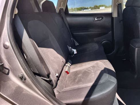 Used 2015 Nissan Rogue S w/ Convenience Package image 14