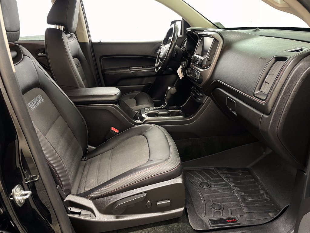 Used 2016 GMC Canyon SLE w/ All Terrain Package AWD/4WD image 36