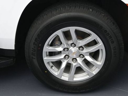 Used 2023 Chevrolet Tahoe LT RWD image 6