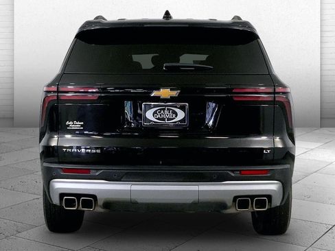 Used 2024 Chevrolet Traverse LT FWD image 6