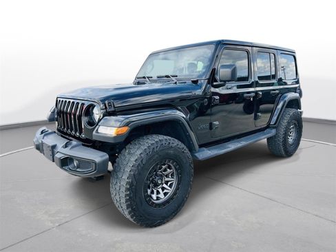 Used 2022 Jeep Wrangler Unlimited Sahara image 33