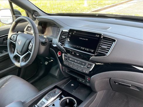 New 2026 Honda Ridgeline Black Edition image 32
