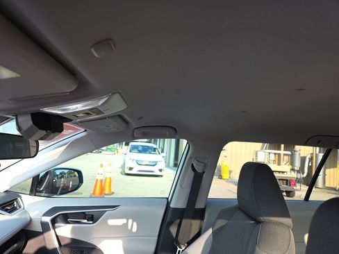 Used 2024 Toyota RAV4 XLE image 19