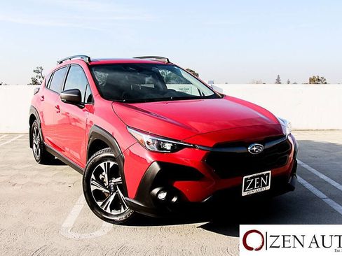 Used 2024 Subaru Crosstrek 2.0i Premium image 1