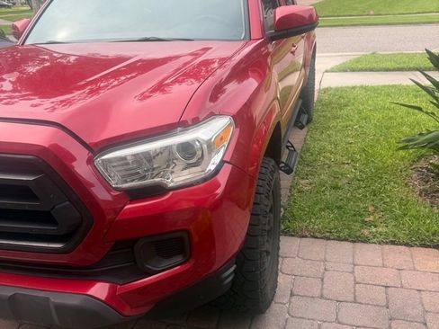 Used 2022 Toyota Tacoma SR AWD/4WD image 8