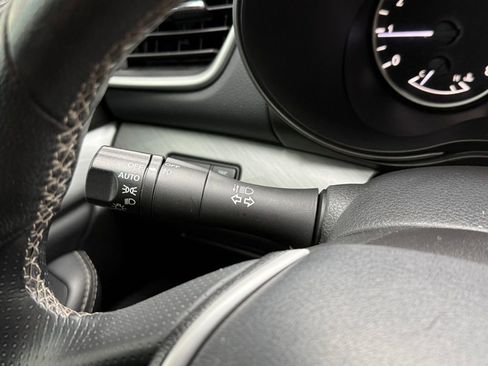 Used 2017 Nissan Maxima 3.5 SV image 19