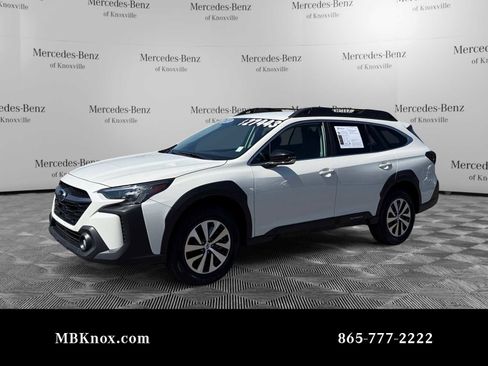 Used 2023 Subaru Outback Premium image 1