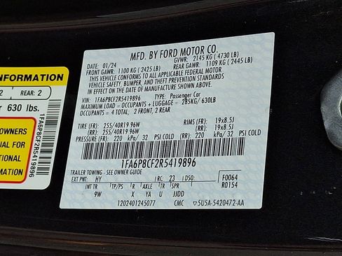 Used 2024 Ford Mustang GT Premium image 26