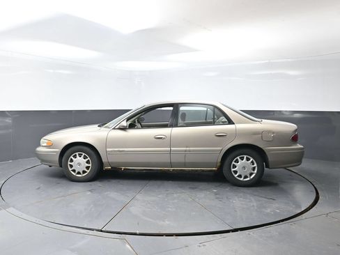 Used 2002 Buick Century Custom w/ Custom Premium Pkg FWD image 9