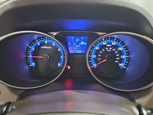 Used 2015 Hyundai Tucson SE image 29