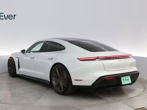 Used 2021 Porsche Taycan 4S image 14