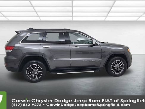 Used 2020 Jeep Grand Cherokee Limited image 16