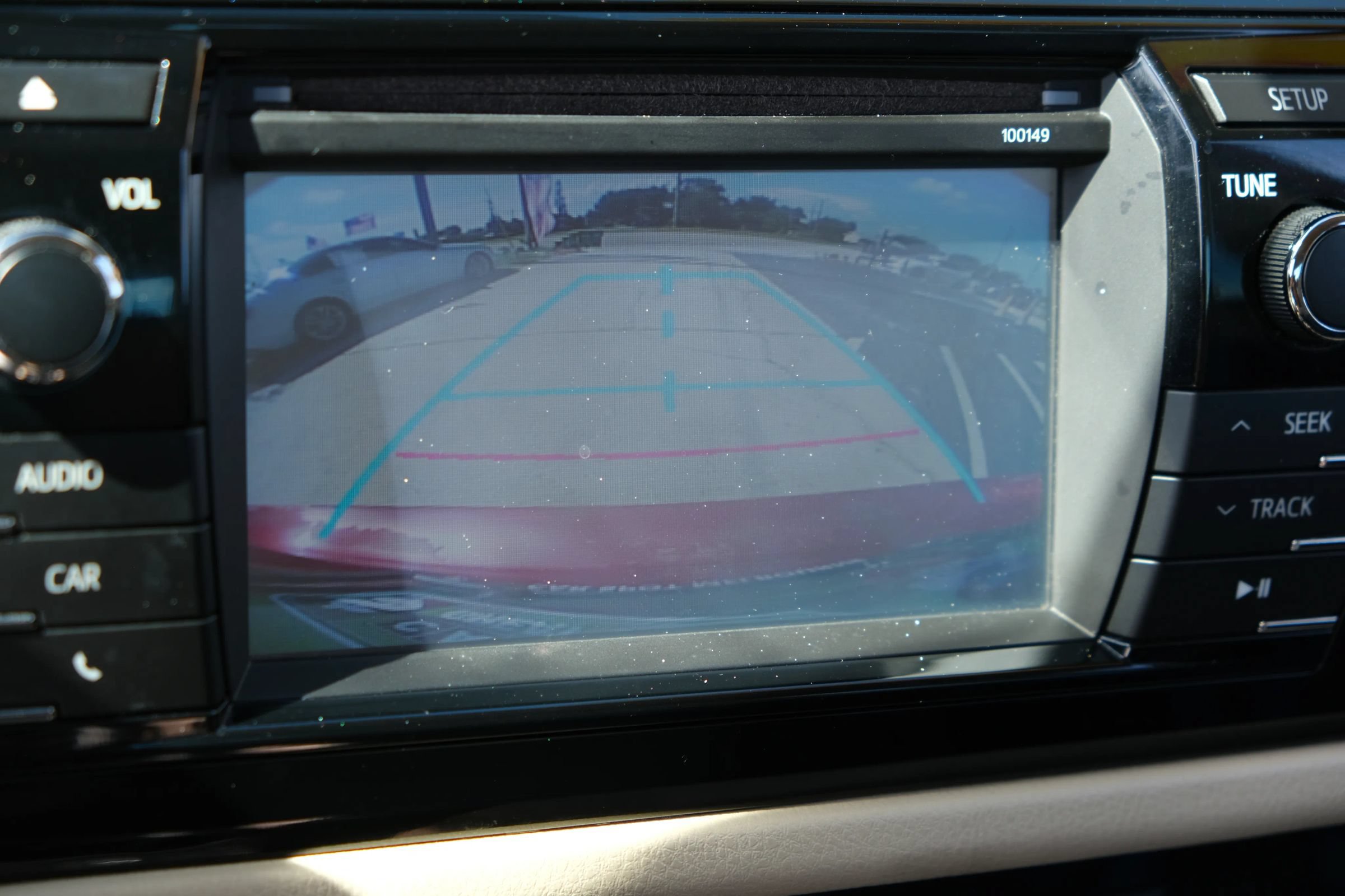 Used 2014 Toyota Corolla LE FWD image 17
