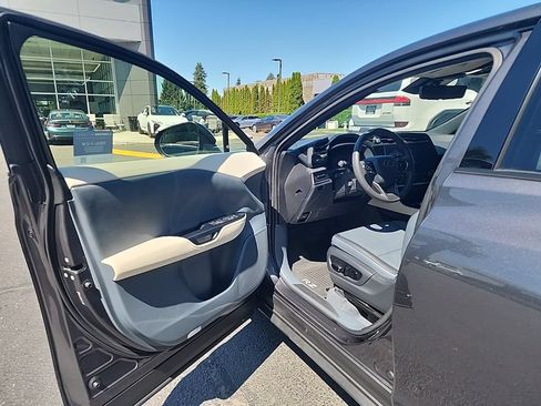 Used 2023 Lexus RZ 450e Premium w/ Technology Package AWD/4WD image 9