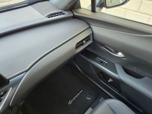 Used 2025 Lexus UX 300h AWD w/ Cold Area Package image 43