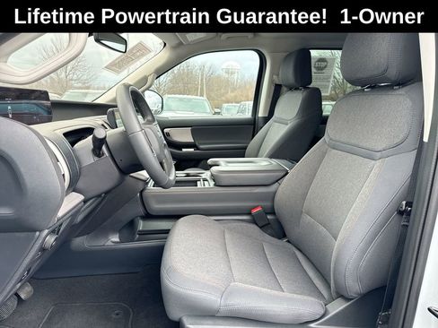 Used 2025 Ford Expedition Active AWD/4WD image 20