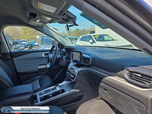 Used 2024 Ford Explorer XLT w/ Equipment Group 202A AWD/4WD image 23