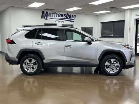 Used 2024 Toyota RAV4 XLE AWD/4WD image 4