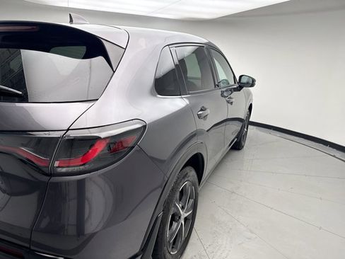 Used 2023 Honda HR-V EX-L image 5