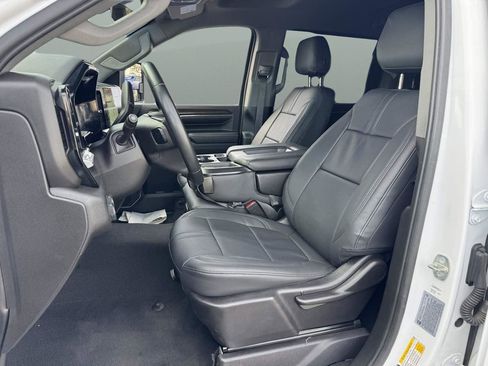 Used 2024 Chevrolet Silverado 2500 LT image 6