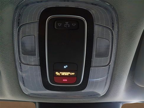 Used 2024 Hyundai Elantra SEL image 16