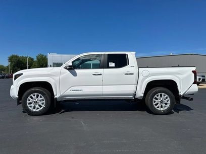 New 2026 Toyota Tacoma SR5