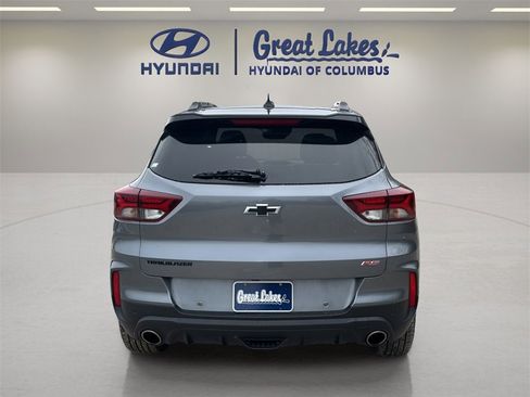 Used 2021 Chevrolet TrailBlazer RS w/ Sun and Liftgate Package image 4