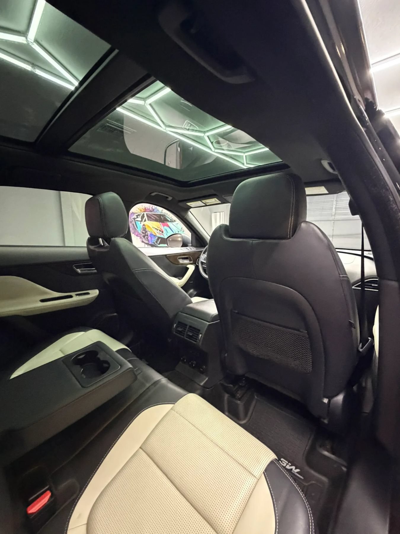 Used 2018 Jaguar F-PACE R-Sport AWD/4WD image 32