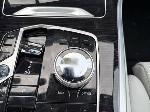 Used 2026 BMW X5 xDrive50e w/ Executive Package image 44