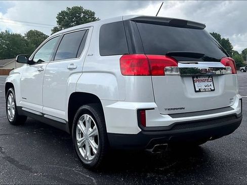 Used 2017 GMC Terrain SLE FWD image 3